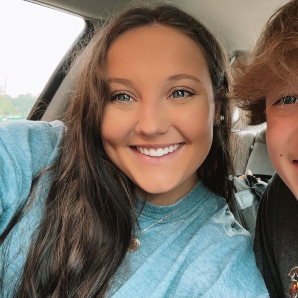 Meet your Posher, Madelyn